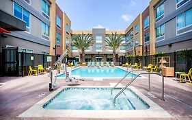 Home2 Suites By Hilton Carlsbad, Ca